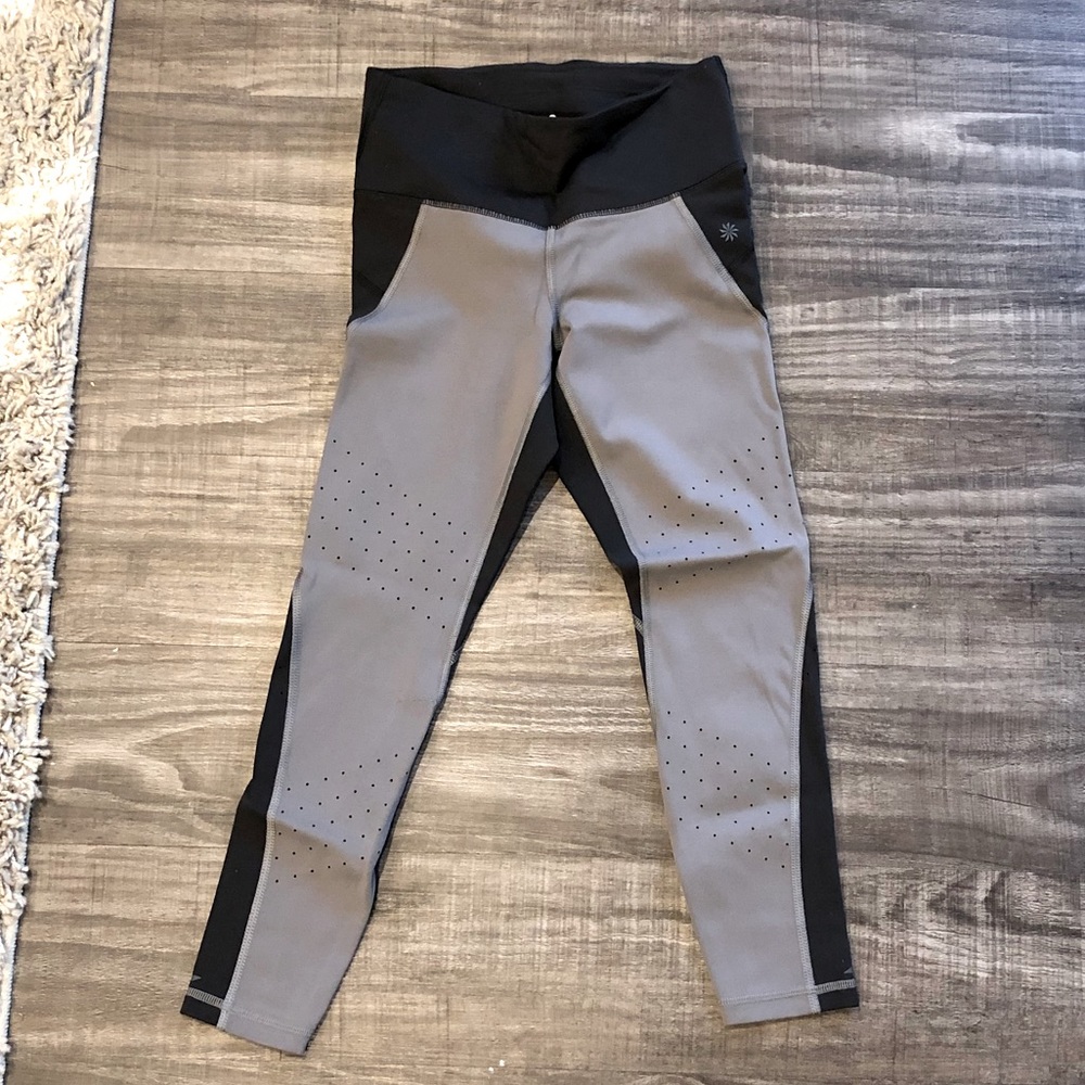 Athleta Grey/Black colorblock salutation legging
